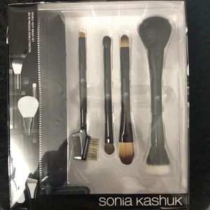 Sonia Kashuk “Double Duty Brush Set”